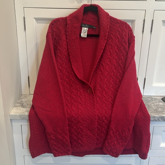 Islanders woman’s one button Cardigan - Picture 3 of 4